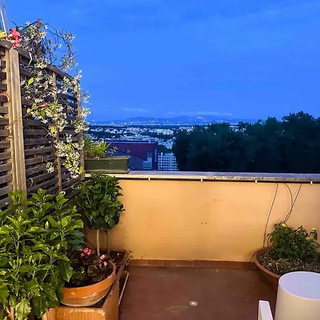 דירה Lovely Panoramic