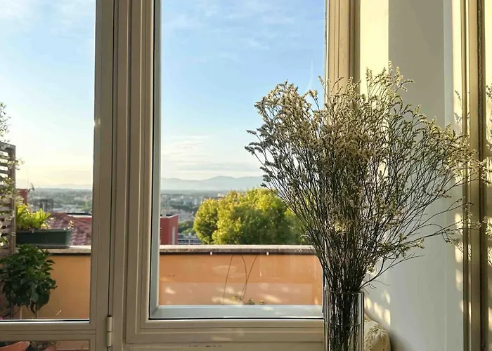 Lovely Panoramic Apartamento *